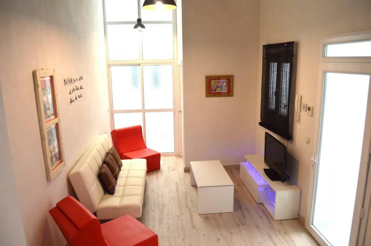 Apartamentos Calle Melancolia Cadiz